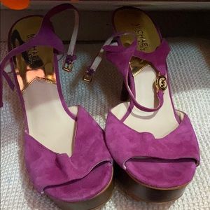 Michael Kors purple heel